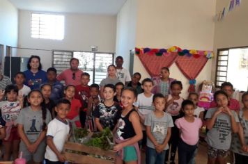 PREFEITURA PROMOVE A PRIMEIRA COLHEITA DA HORTA SOLIDÁRIA