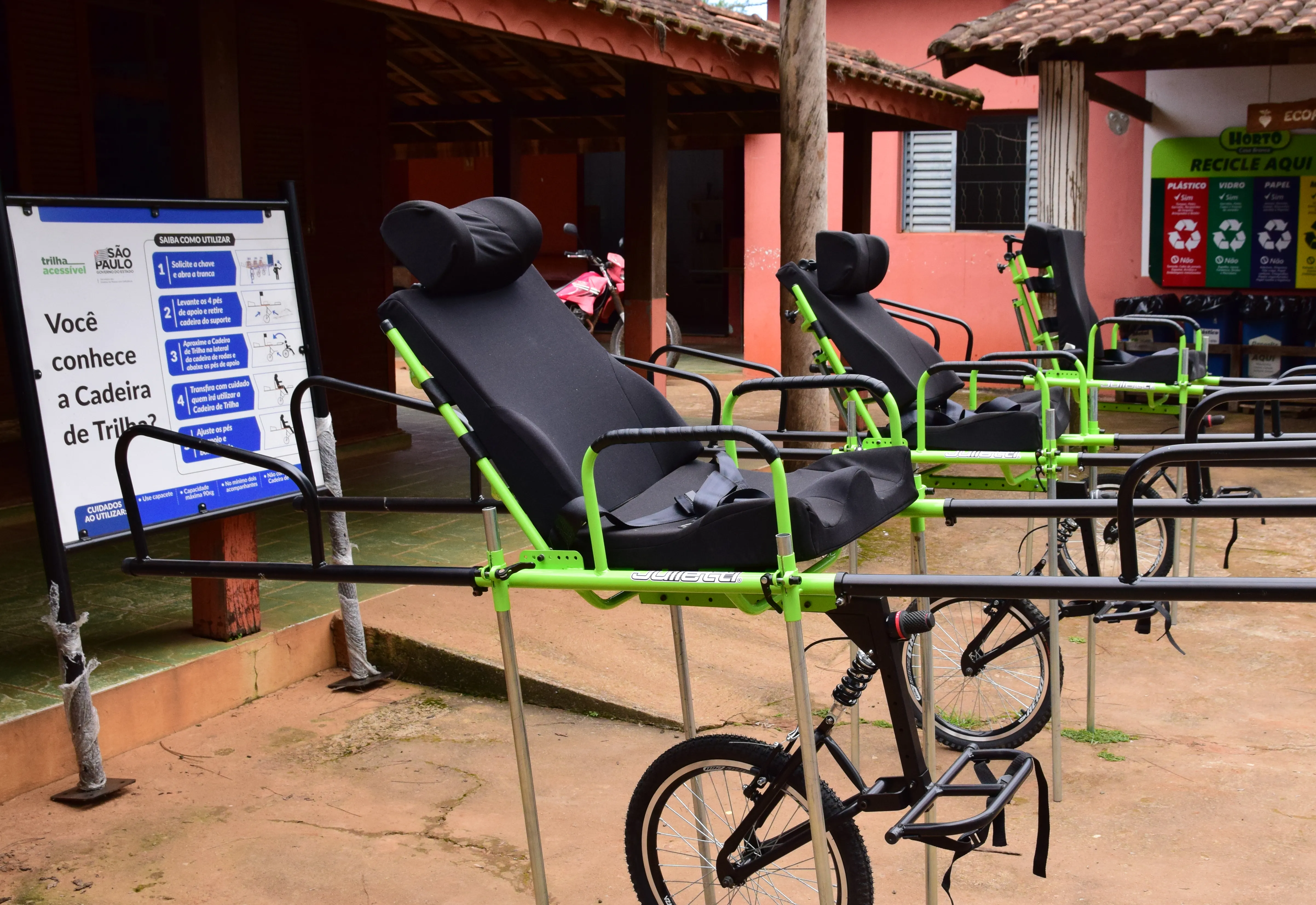 AGORA TEM CADEIRAS ADAPTADAS PARA TRILHAS NO HORTO