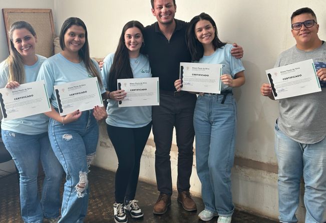 PREFEITURA PROMOVE CAPACITAÇÃO PARA VISITADORES DO PROGRAMA CRIANÇA FELIZ  