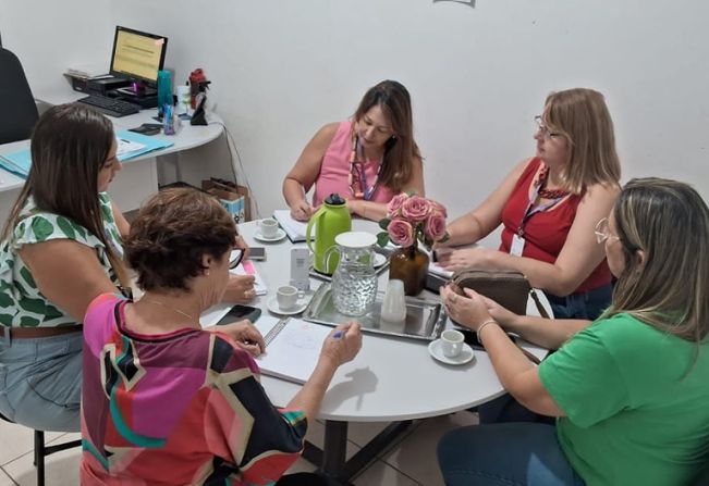 PREFEITURA INICIA PLANEJAMENTO DE AÇÕES EM COMEMORAÇÃO AO MÊS DA MULHER 