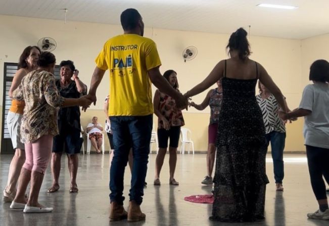 DESENVOLVIMENTO SOCIAL OFERECE AULAS GRATUITAS DE DANÇA CIRCULAR