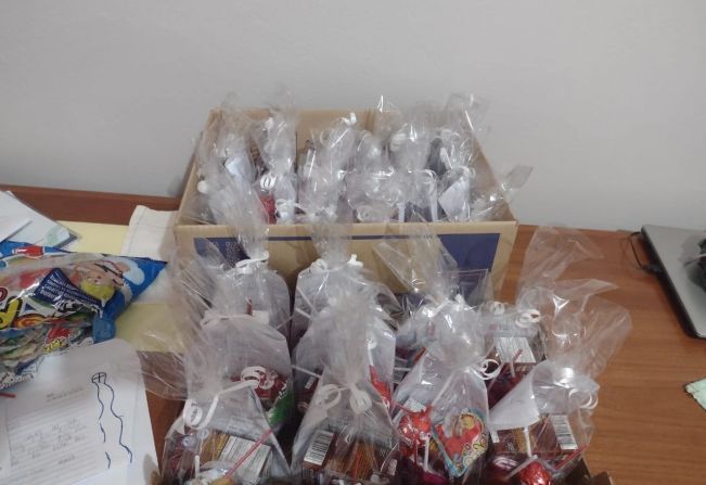ALUNOS DE CASA BRANCA ENVIAM CARTAS DE SOLIDARIEDADE ÀS CRIANÇAS DO SUL 
