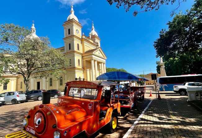 ESPORTE, CULTURA E TURISMO 